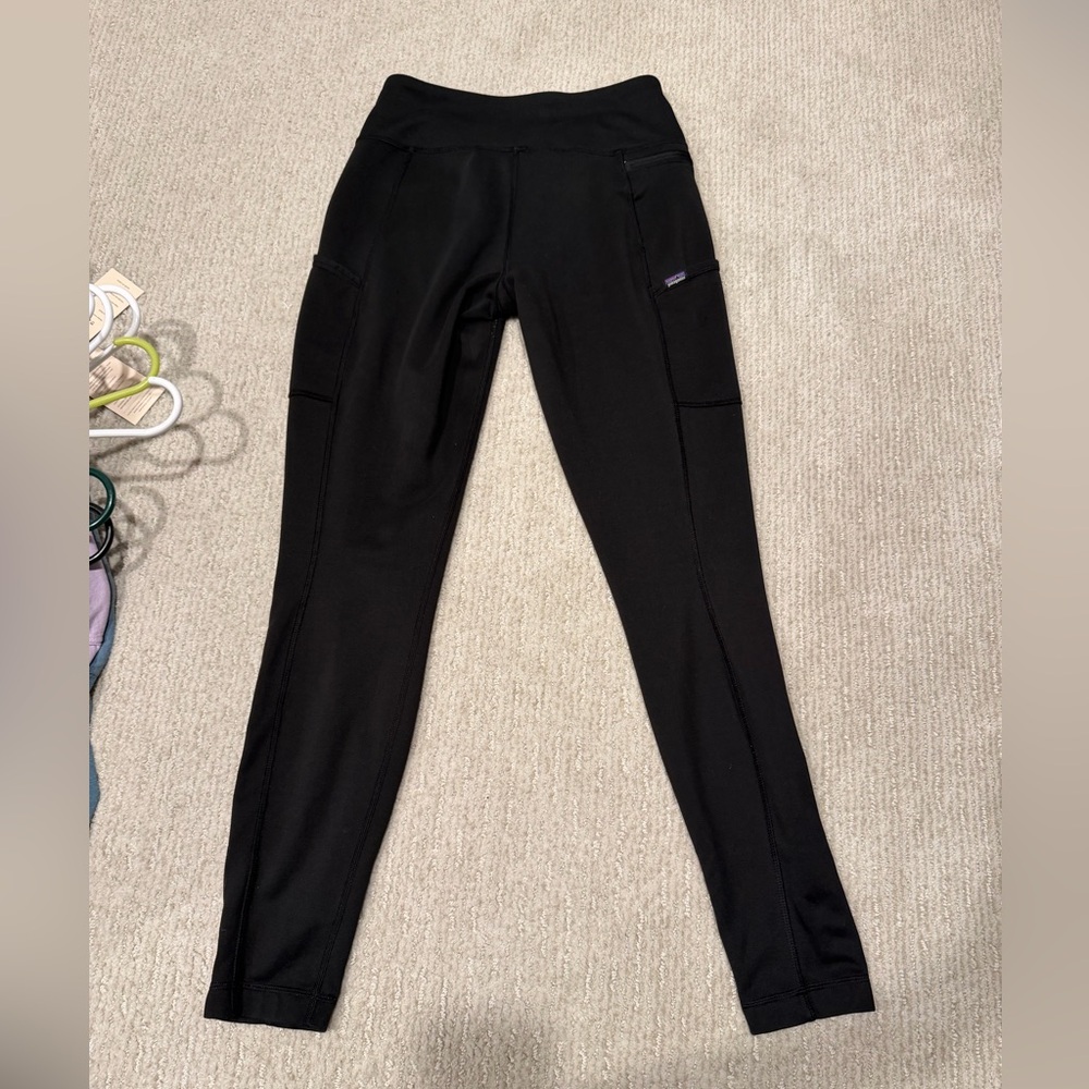 Patagonia Black Activewear Leggings with Side Pockets